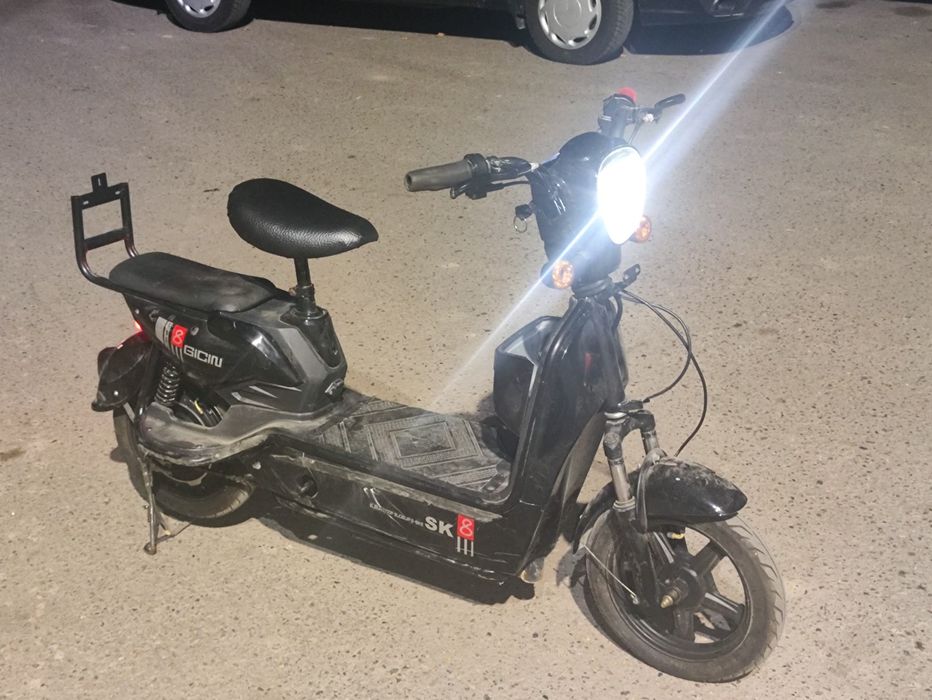 Электроскутер SK8 Pro