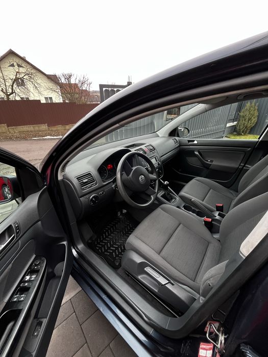 Golf 5 Hatchback- 1,4 Benzina