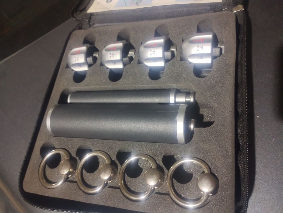 Продавам оригинален мерцедесов комплект за укрепване на товари