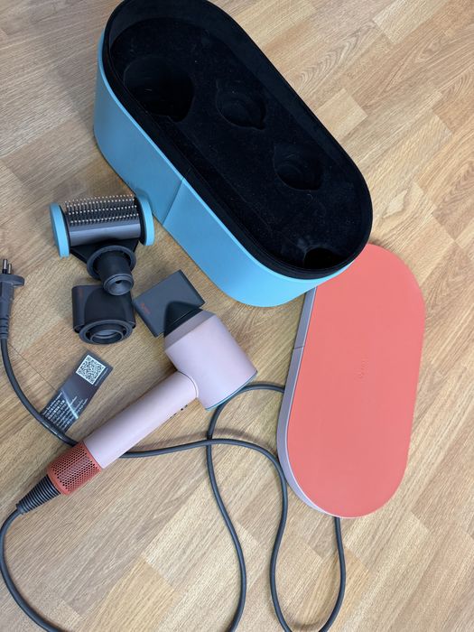 Продам Фен Dyson