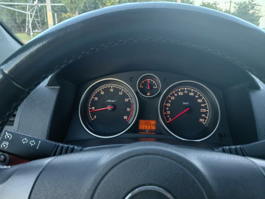 OPEL Astra 2005 — imagine 2