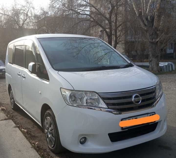 Продам  Nissan Serena 2012 г