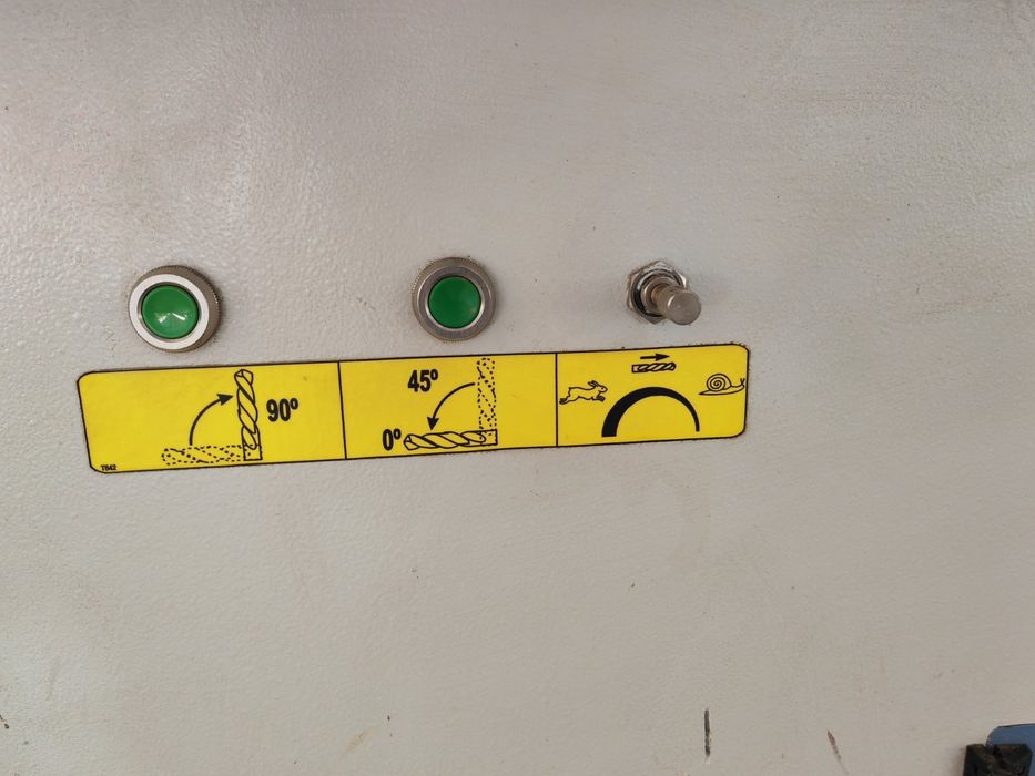 многошпинделна пробивна машина 23 шпиндела на ЭММ СТОМАНА Силистра