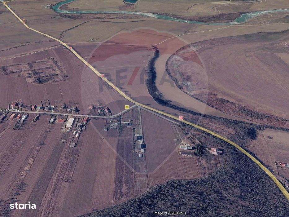 Teren de vanzare la DN2F Bacau-Vaslui la intrare in Traian si Bijghir