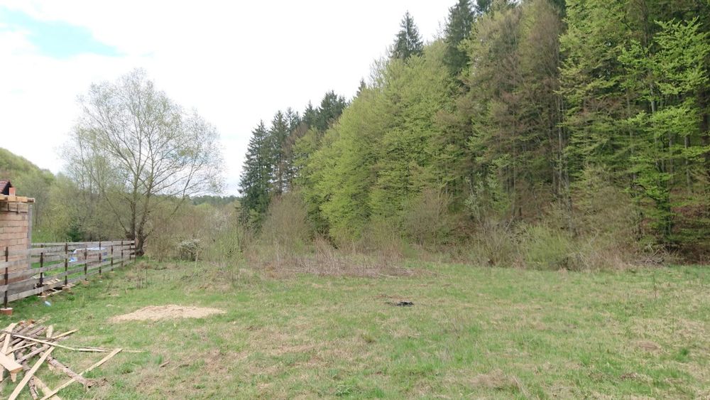 Teren de vanzare la munte valea bozumului