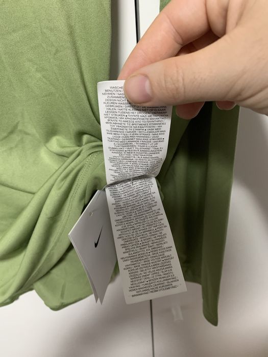 De vanzare bluza nike dri-fit de damă