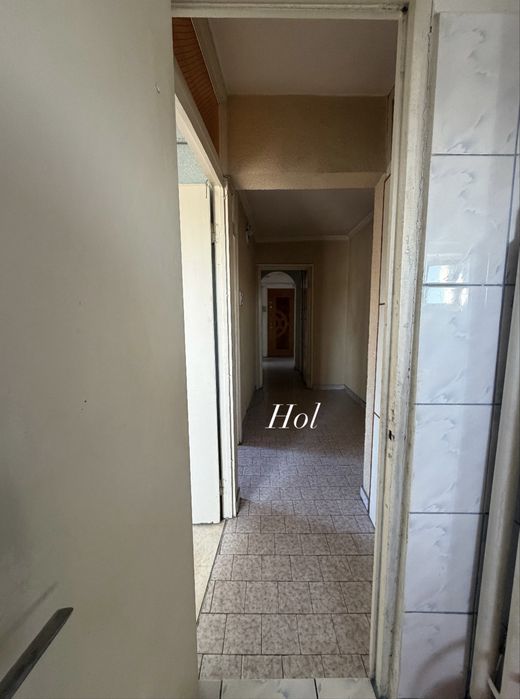 Apartament 3 camere, 75 mp, Etaj 4/4, 2 Balcoane, Zona Exercițiu - Arhivele Statului - Bloc Izolat