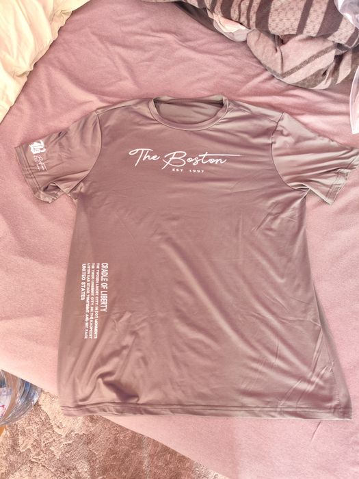 Тениска, спортна блуза