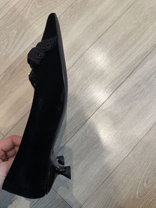 Новые туфли 38 размер, каблук 3 см