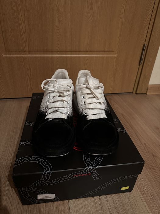 Alexander Mcqueen