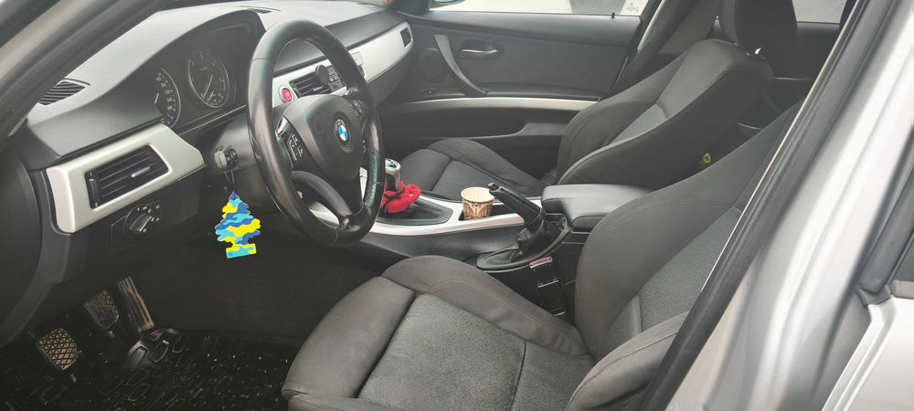 Vând BMW seria 3