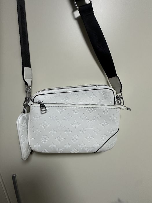 3v1 Louis Vuitton messenger bag, бяла