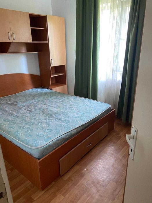 Inchiriez apartament