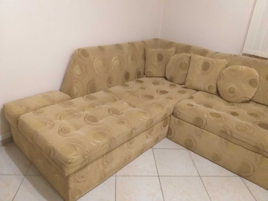 Диван втора употреба.