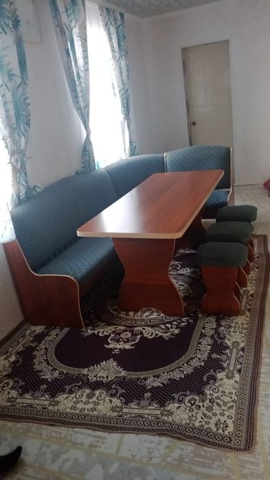 Кухонный уголок сатылады