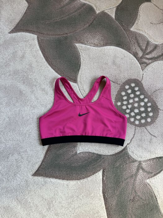 Дамско бюстие Nike