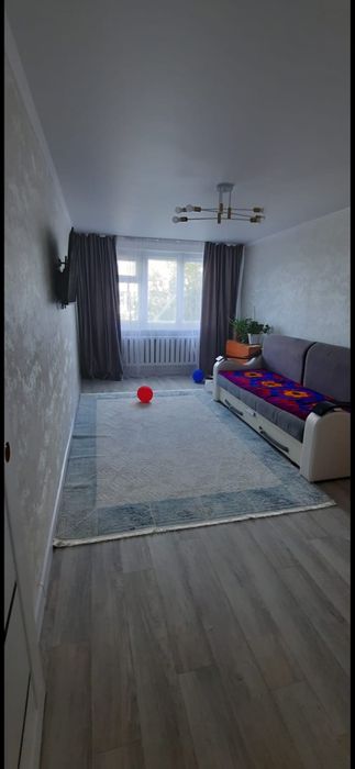 Продается 2 х комнатная квартира