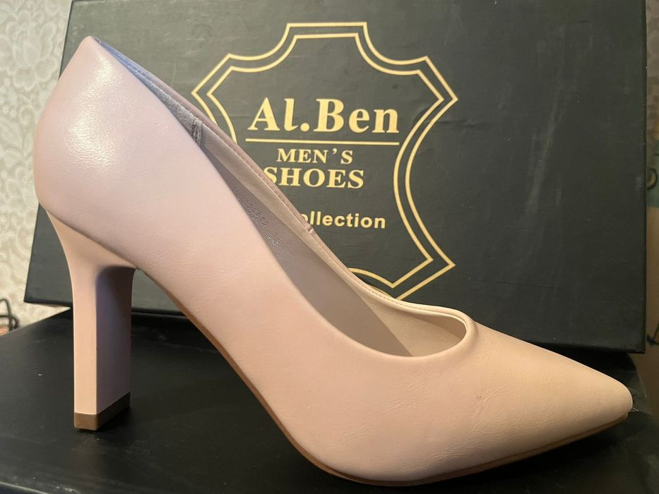 Продам новые туфли