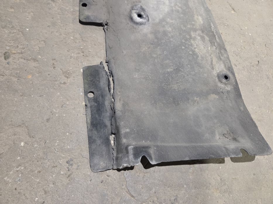 Кори под купе BMW 1 E87 БМВ Е87 1 Series  Серия 1