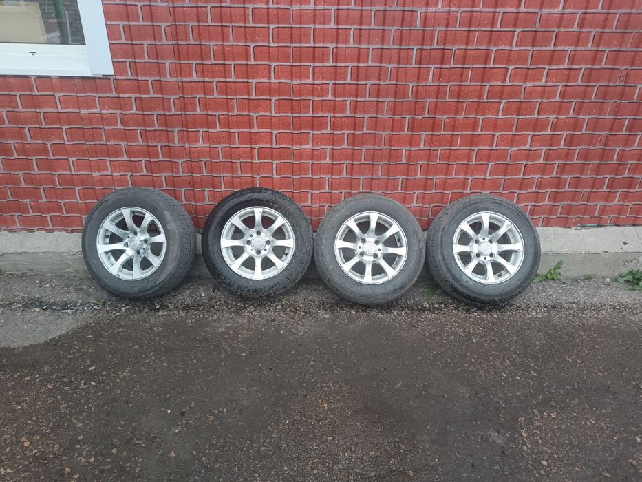 Продам колеса в сборе на Ваз