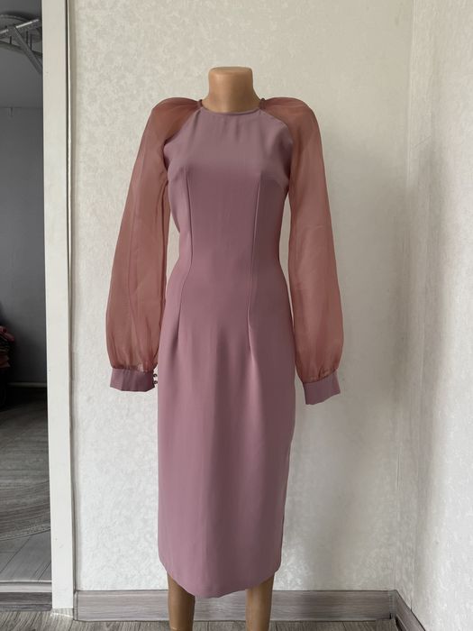 Платье новое абсолютно