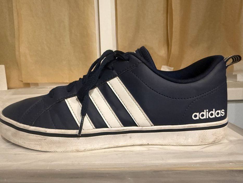 ОБУВКИ adidas, чисто нови