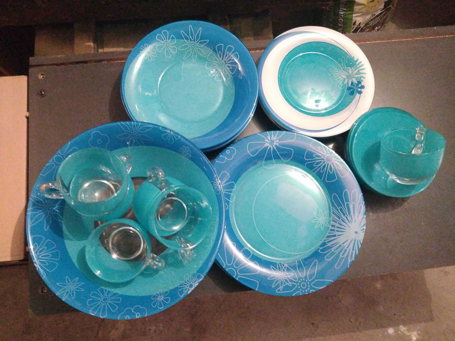 Сервиз за хранене