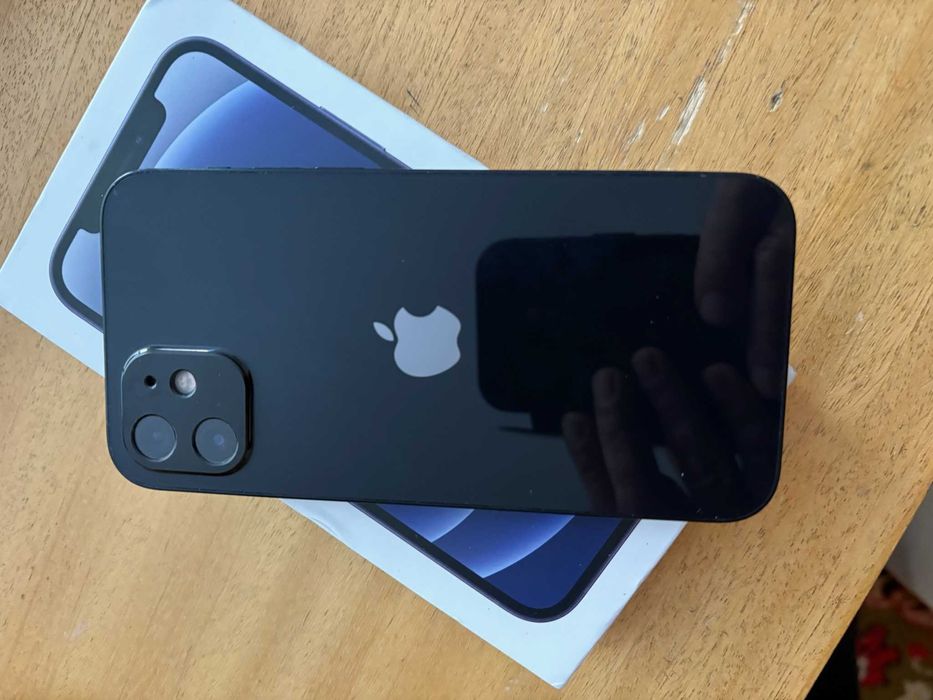 iPhone 12 Black | 256GB | Батерия 94% (191 цикъла) – КАТО НОВ!