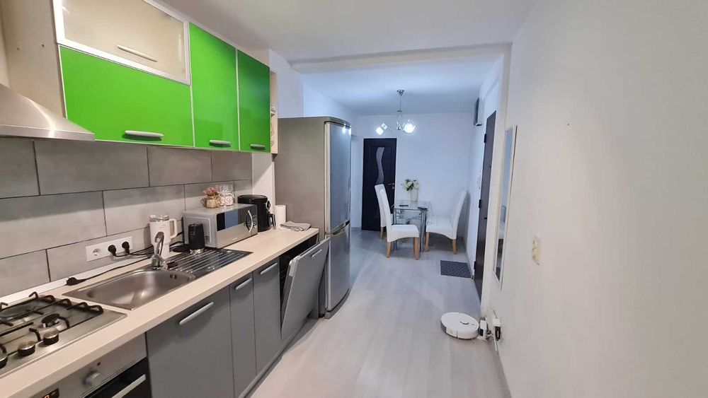 Inchiriez apartament str. Constantin Noica