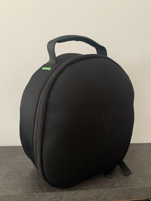 Castj Razer Blackshark V2 + accesoriu de transport