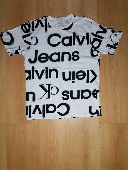 Тениска CK Calvin Klein размер:S