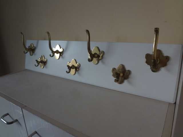 Винтидж коридорна закачалка за дрехи