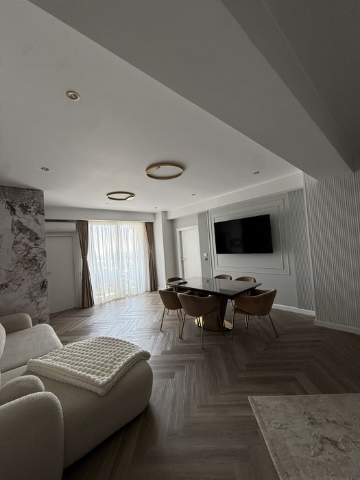 Propietar vând apartament 109 mp utili