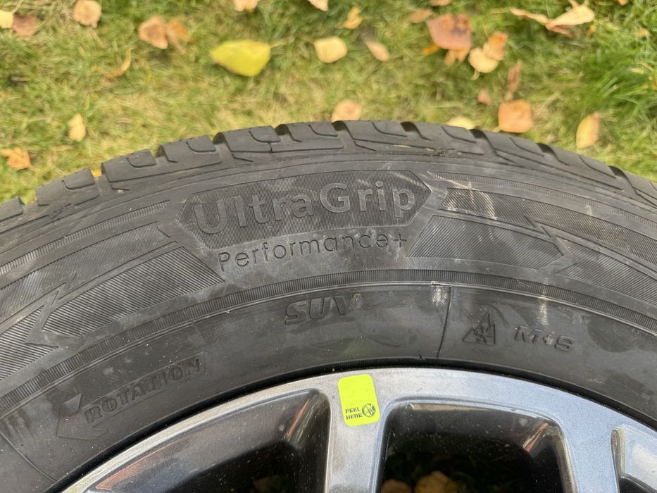 Roti complete Ford Ranger -anvelope iarna Good Year si  jante orig.