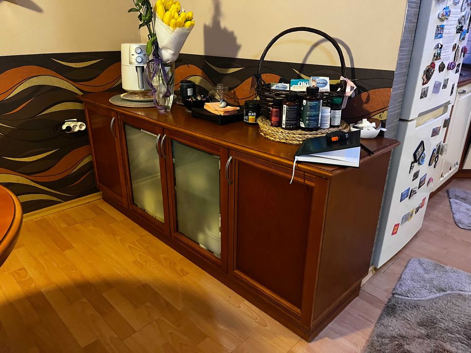 Холна Секция от 3 Части –Витринa + ТВ Шкаф + Нисък Скрин – Масив Дърво