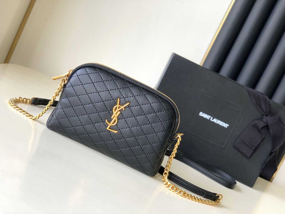YSL сумочка клатч. Новая.