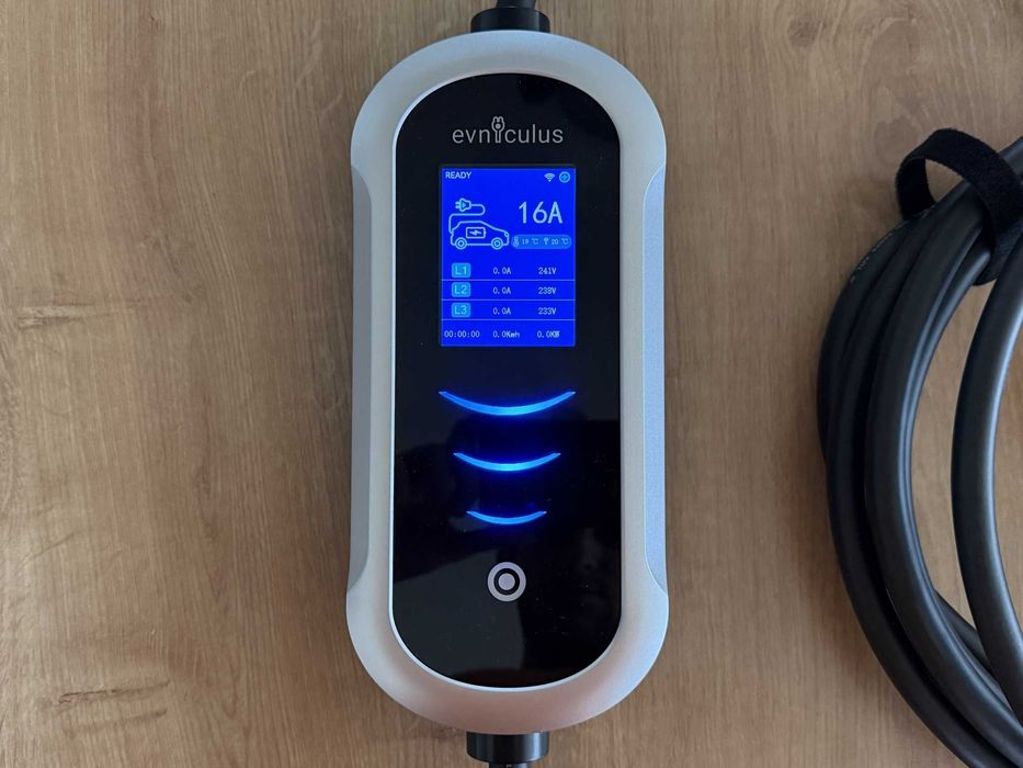 11 кВт kW Портативно Зарядно Електромобил Мобилна Станция 3-фазно 16А