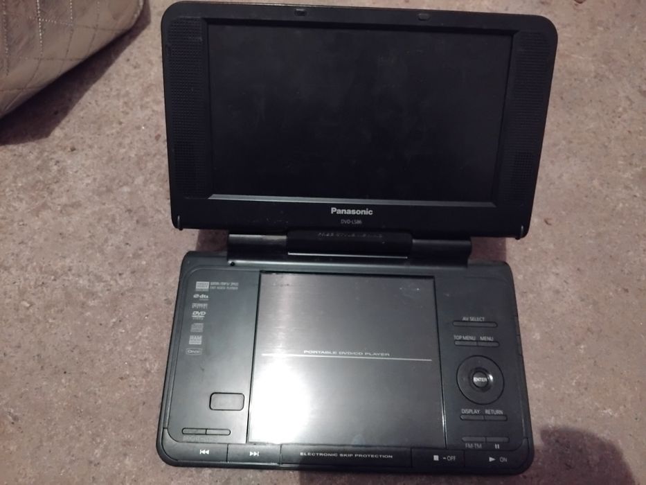 Panasonic DVD работи перфектно