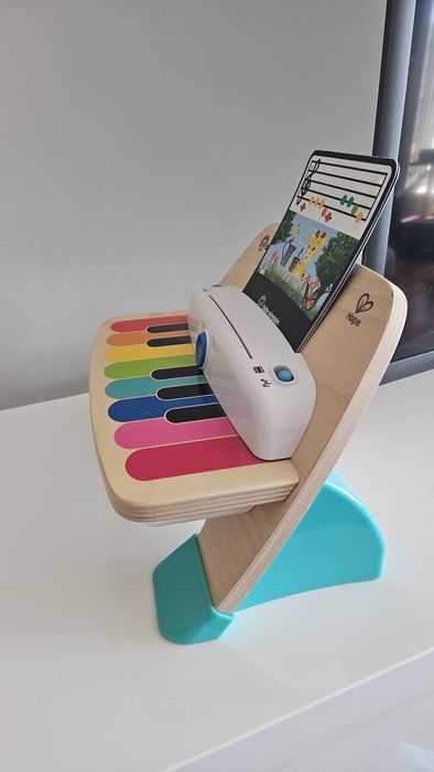 Бебешко пиано Hape