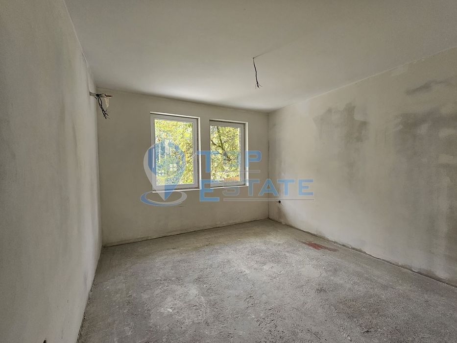 Продава се Четиристаен апартамент в Велико Търново, Асенов - 90 кв.м за 1109 €/кв.м - Снимка #6