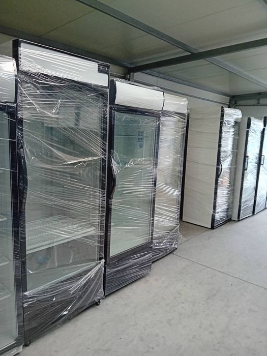 Хладилна Витрина- Вертикална.  Плюсова.