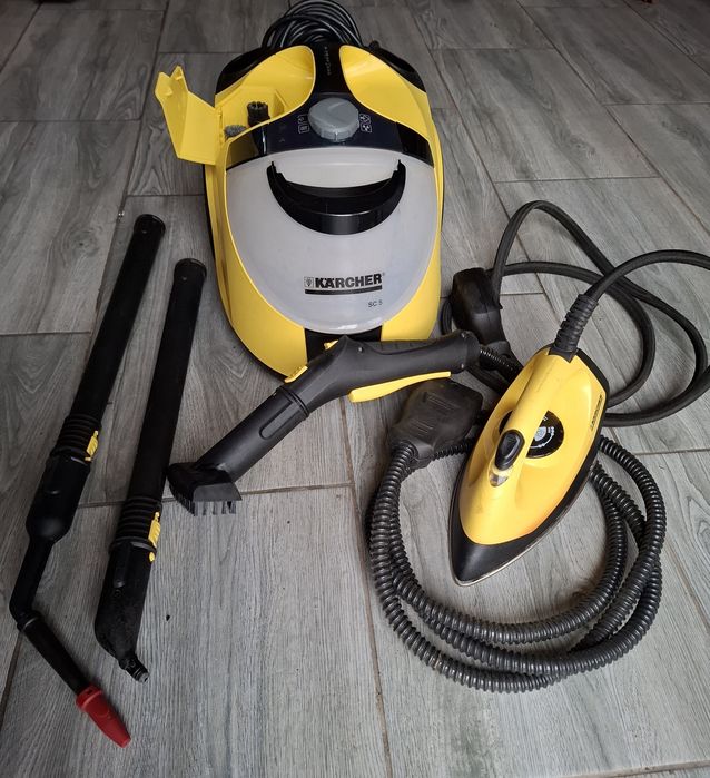 Aparat de curățat cu aburi plus mașină de calcat 1500lei.