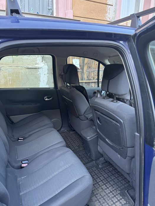 Renault Megane Scenic 2