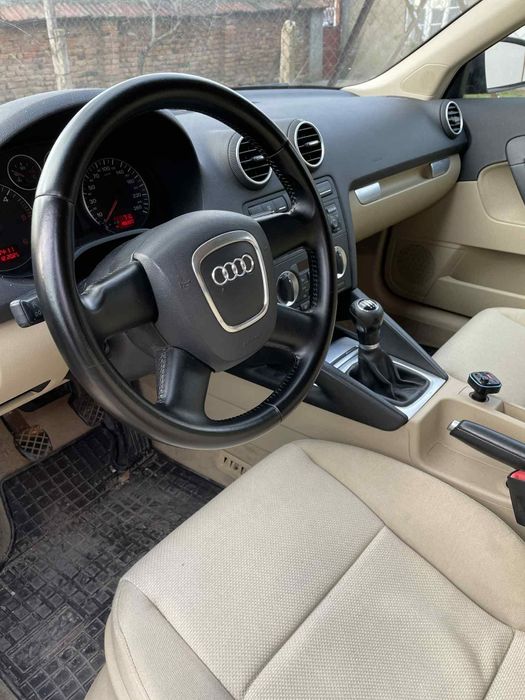 Автомобил Audi A3