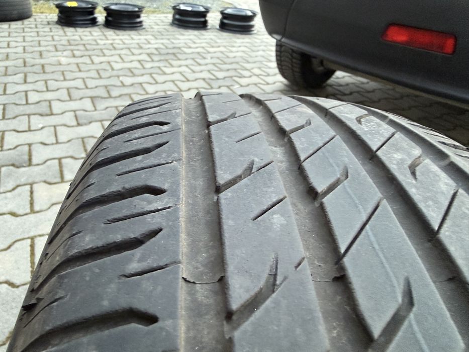 2бр. Летни Гуми С Борд 215/55R/16XL -SEMPERIT- DOT:1023+4822- 5,7мм.