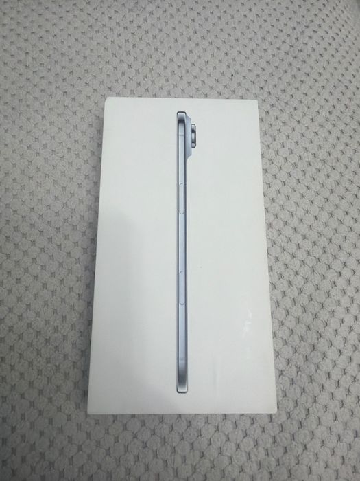 Здраствуйте продам Iphone 17 Air