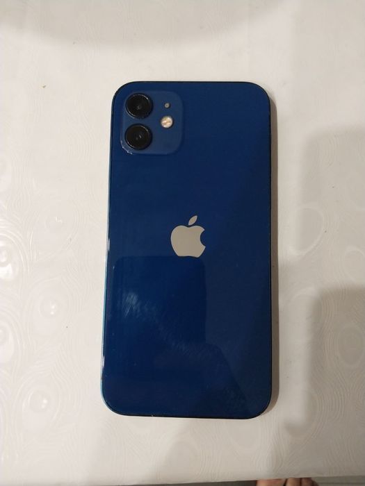 Айфон 12 и Iphone 12