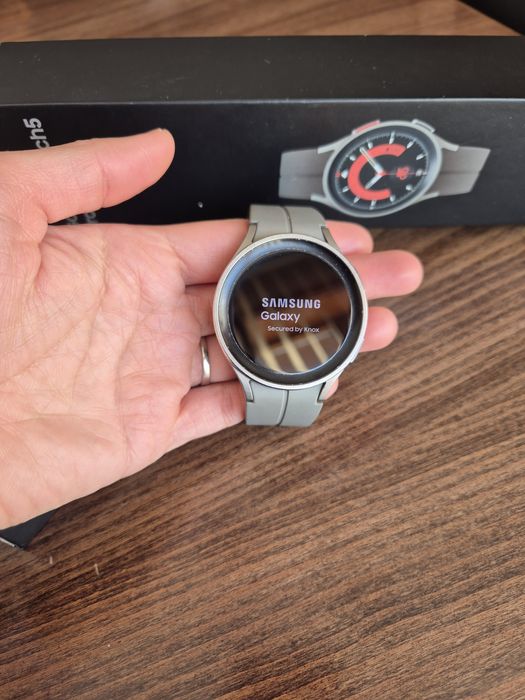 Samsung galaxy Watch 5 Pro