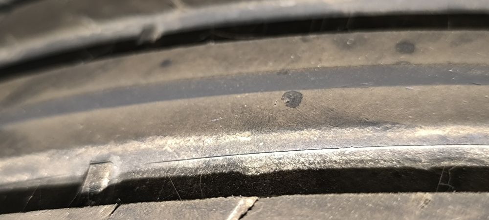 Продавам 4-ри броя гуми PIRELLI P ZERO  255/40/20    цена -  85€