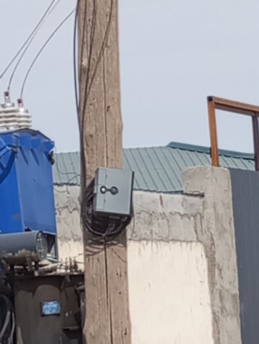 Uy-joy, tovuqxona sotiladi 5.5 sotix hamma sharoitlari bor tovuqboqish